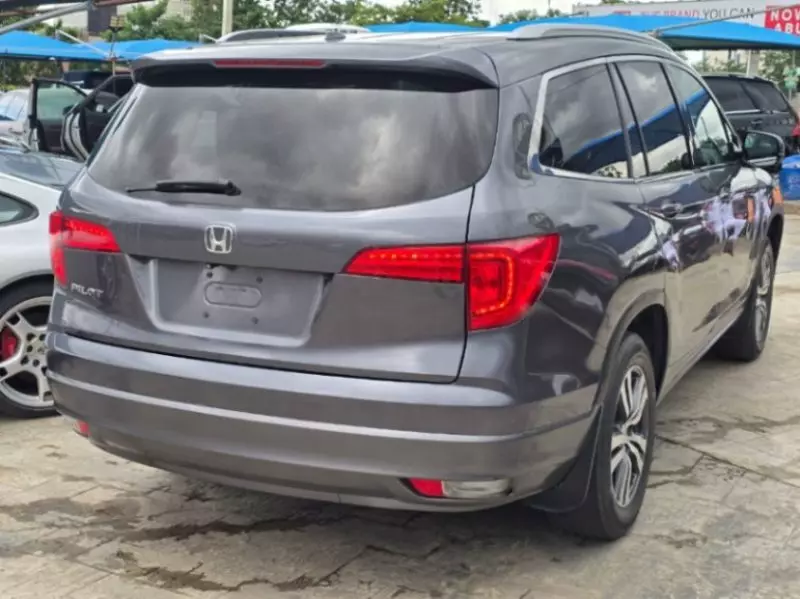 Honda Pilot - 2016