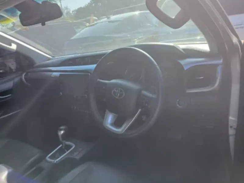 Toyota Hilux   - 2018