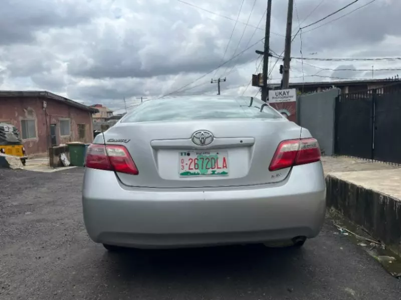 TOYOTA Camry   - 2009
