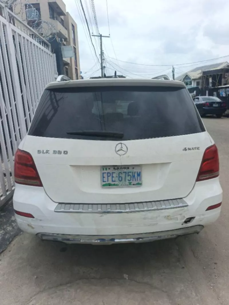 Mercedes-Benz GLK 350   - 2015