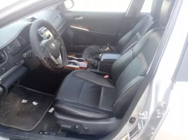 Toyota Camry   - 2013