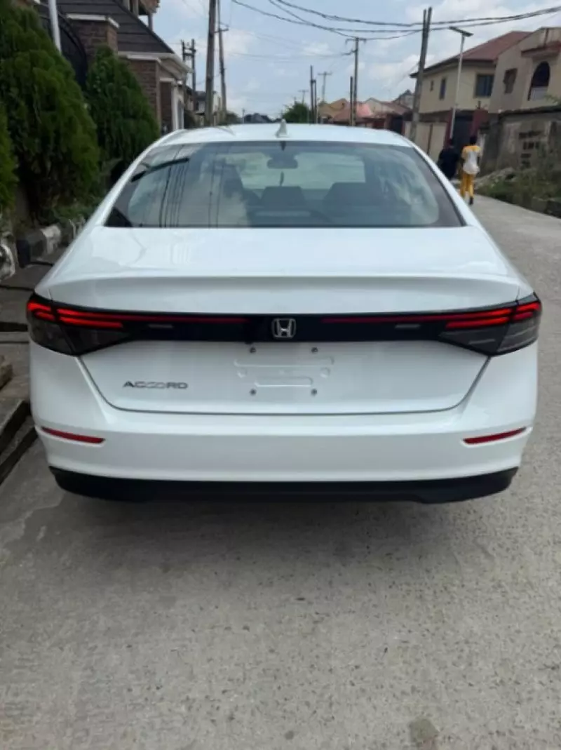 Honda Accord   - 2024