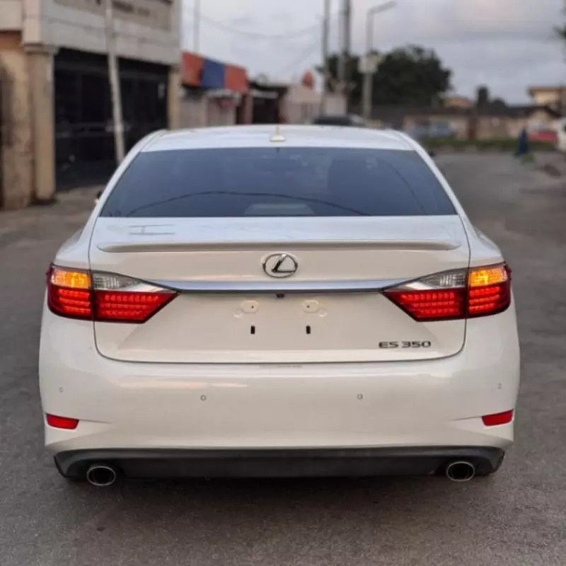 Lexus ES 350   - 2013