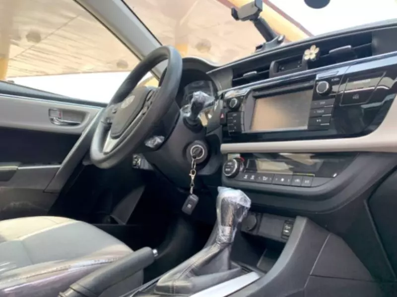 Toyota Corolla   - 2016