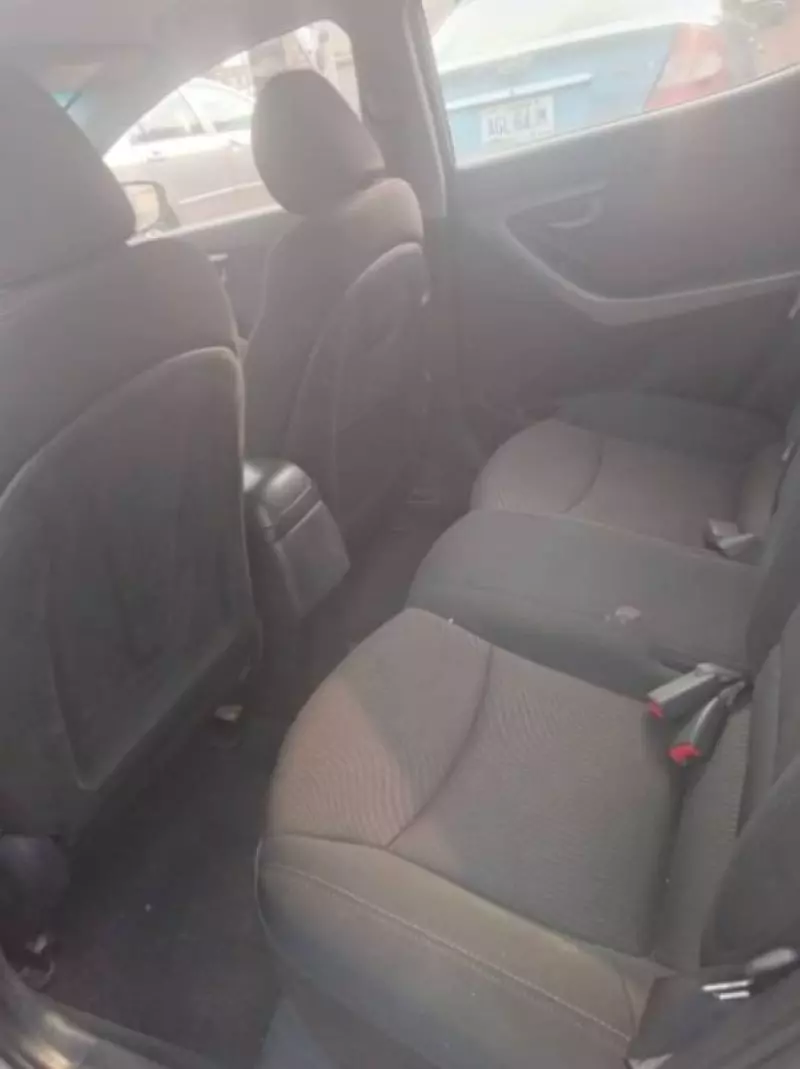 Hyundai Elantra - 2016
