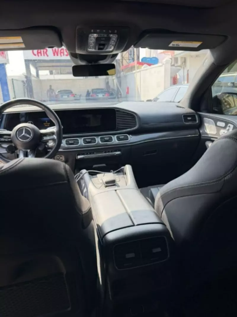 Mercedes-Benz GLE 53 AMG   - 2024