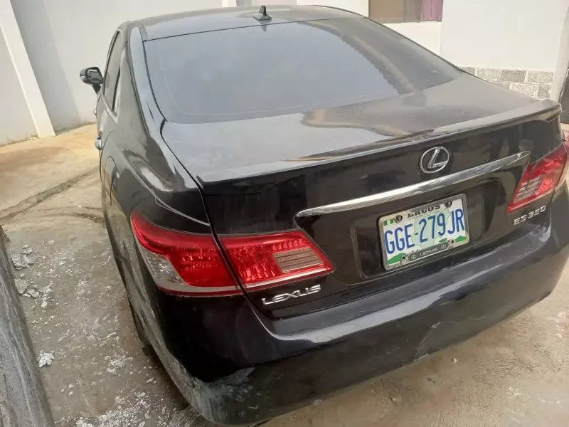 Lexus ES - 2010