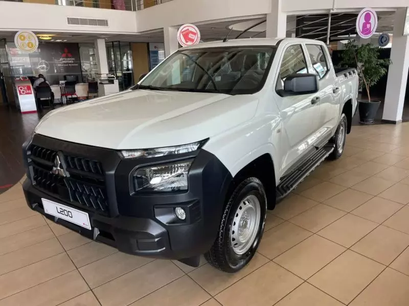 Mitsubishi L200   - 2025