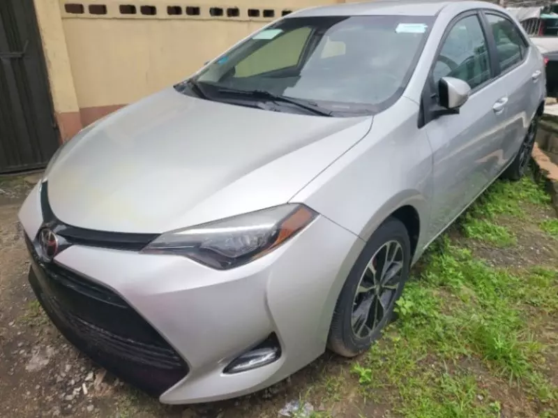 Toyota Corolla   - 2019