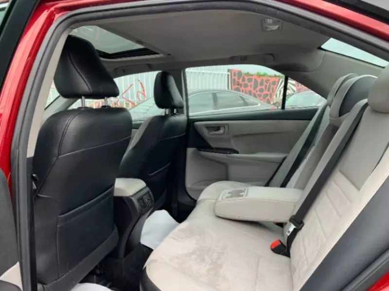 TOYOTA Camry - 2015