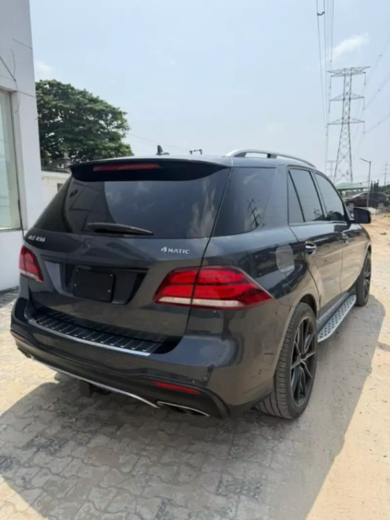 Mercedes-Benz GLE 450   - 2016