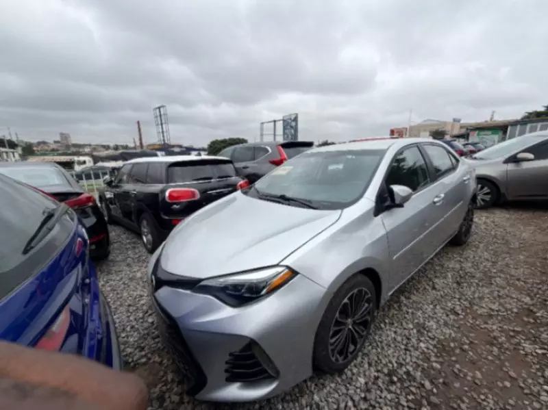 TOYOTA Corolla   - 2016