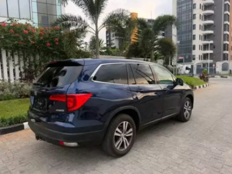 Honda Pilot   - 2016