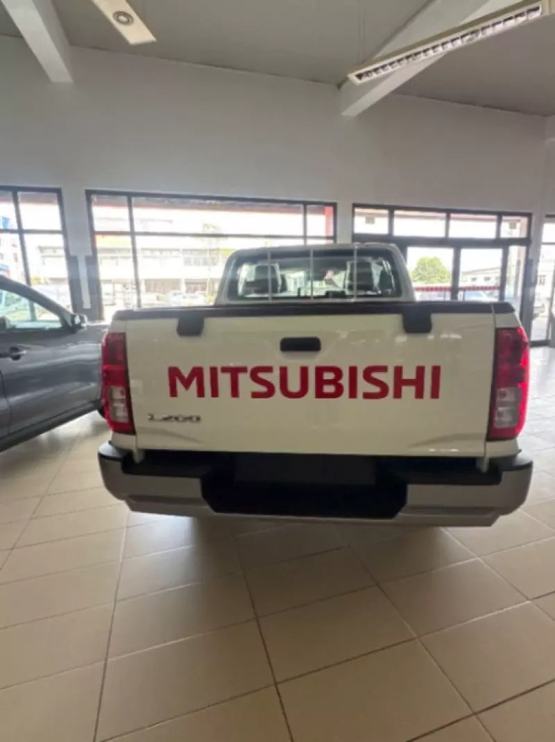 Mitsubishi L200 - 2026