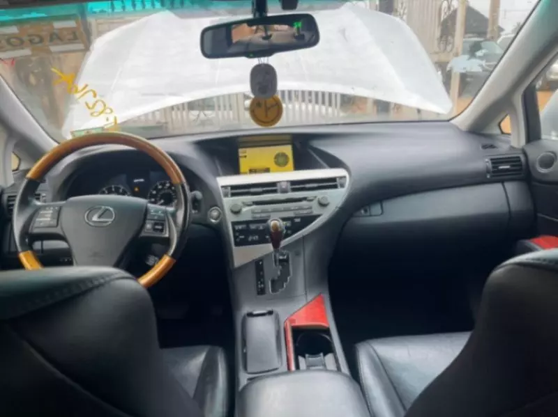 Lexus RX   - 2010