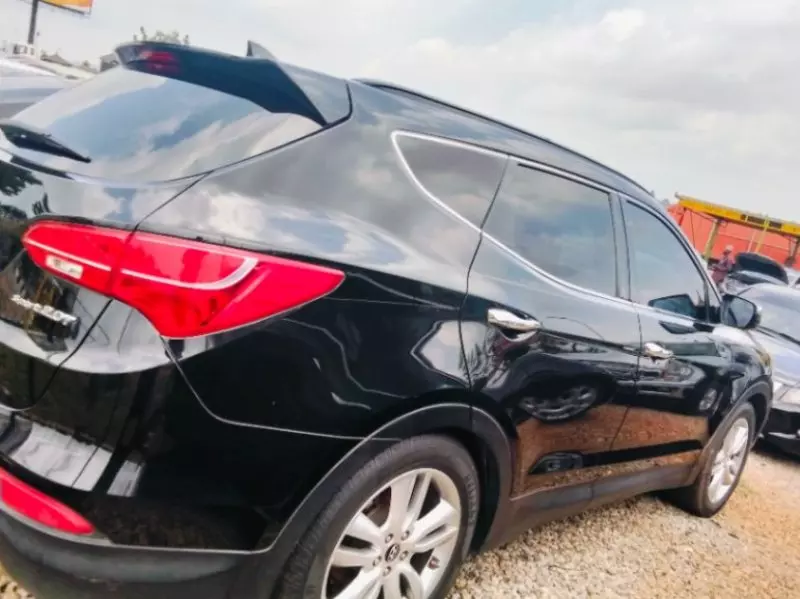 Hyundai Santa Fe - 2014
