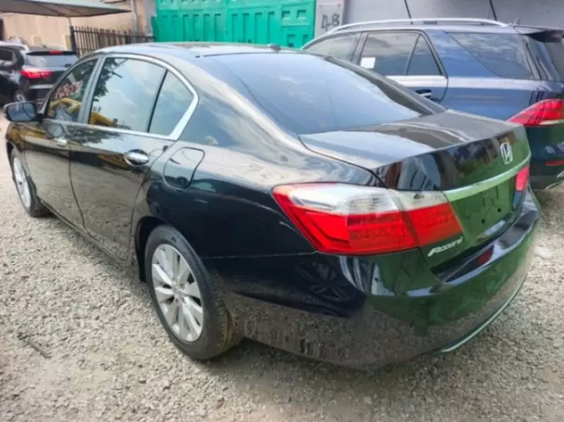 Honda Accord - 2015