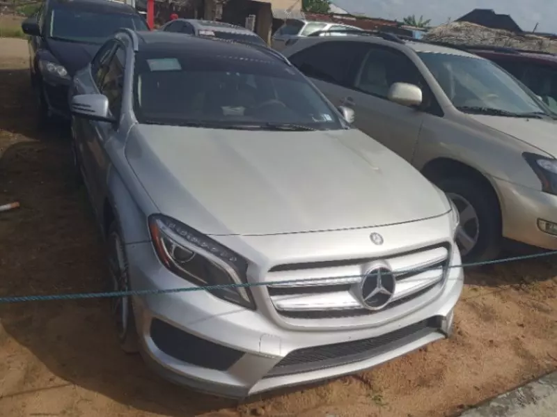 Mercedes-Benz GLA 250   - 2015