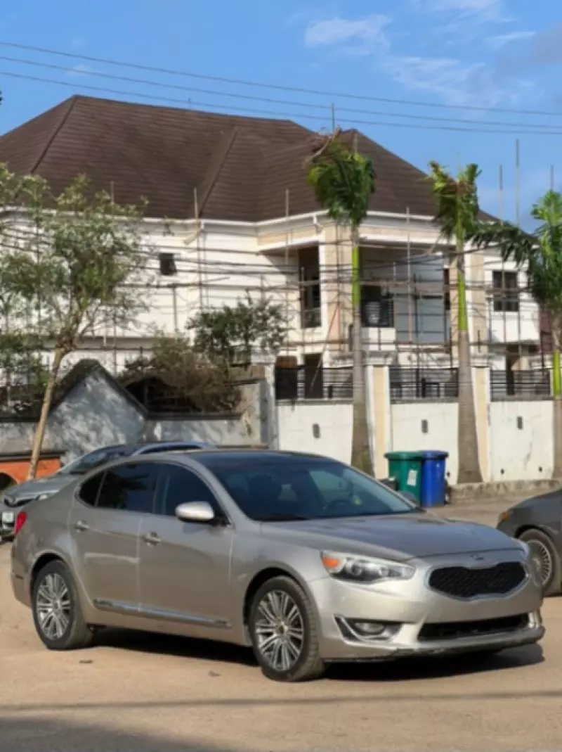 KIA Cadenza   - 2014