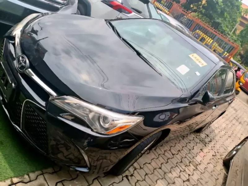 Toyota Camry   - 2017