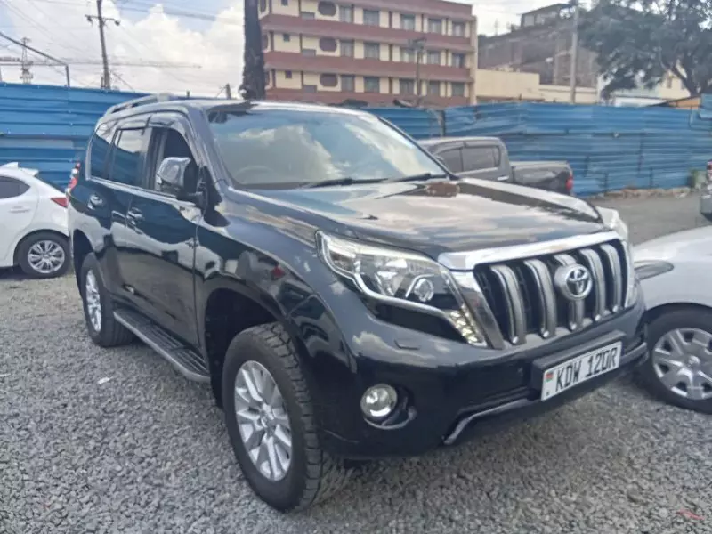 Toyota Landcruiser Prado   - 2014