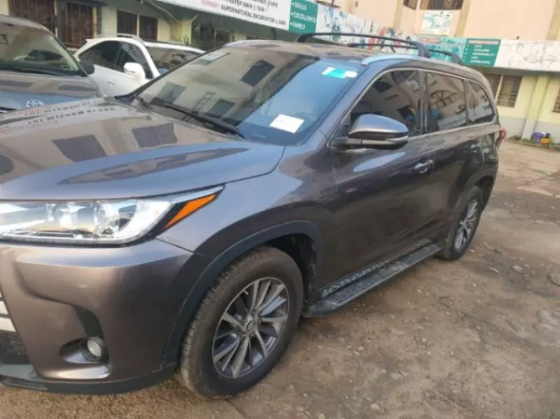 Toyota Highlander   - 2009