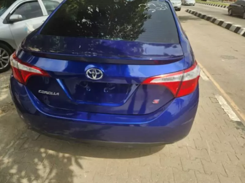 Toyota Corolla Sport   - 2016