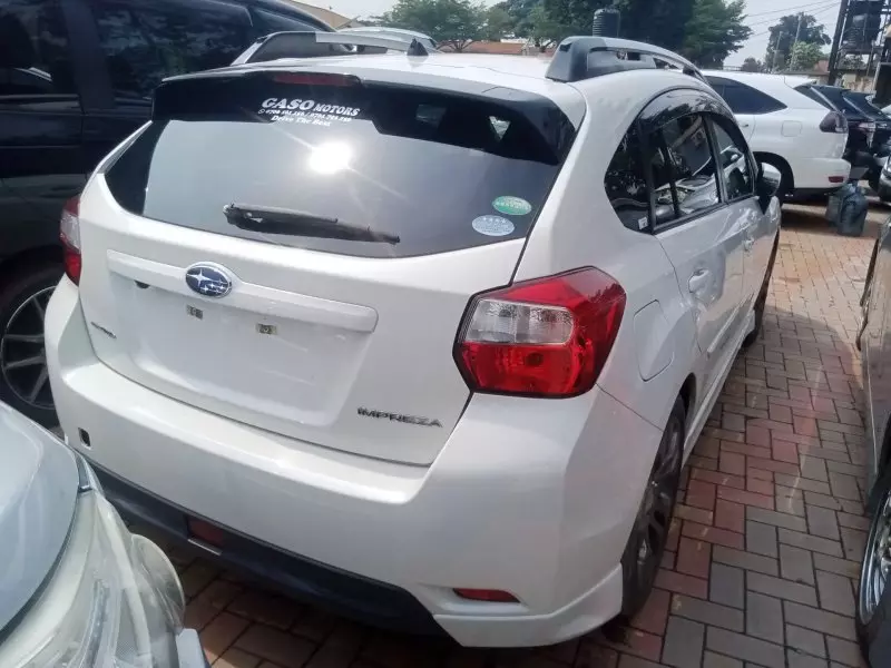 Subaru Impreza   - 2015