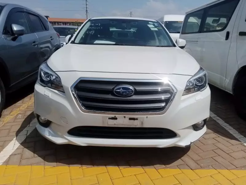 Subaru Legacy B4   - 2017