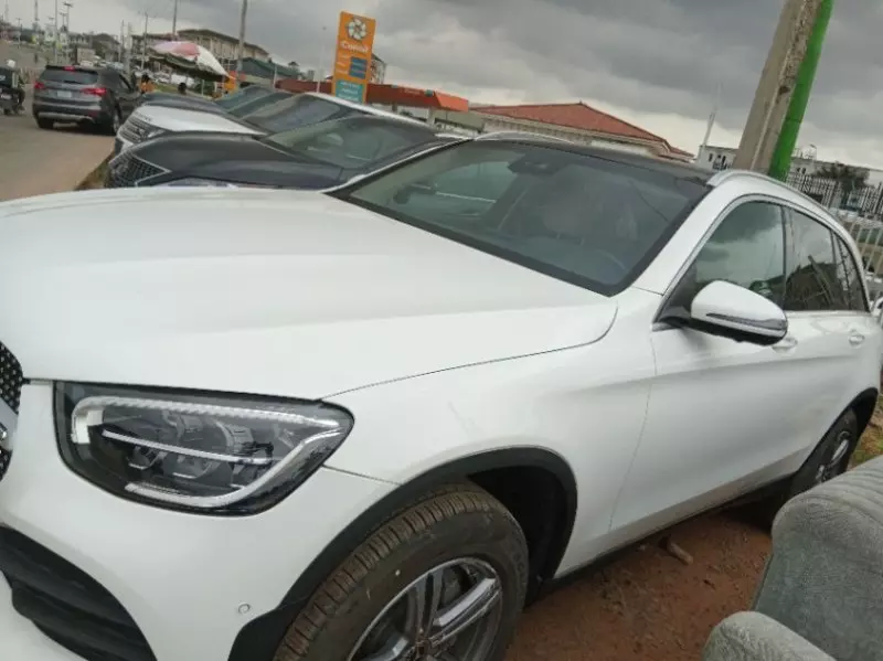 Mercedes-Benz Glc-class   - 2022