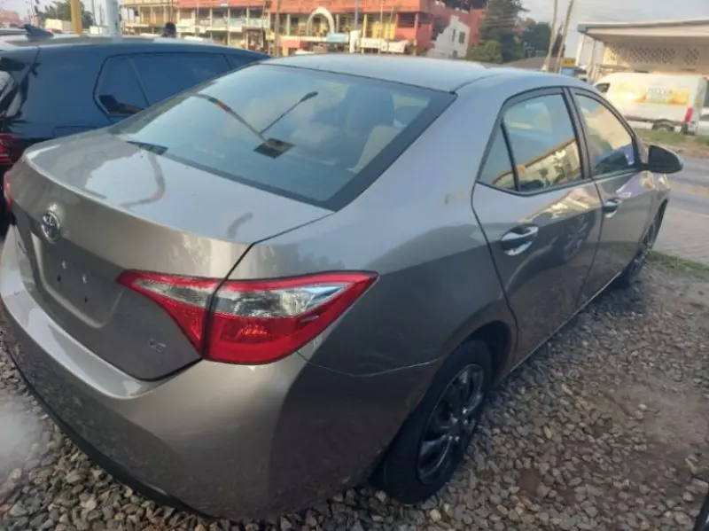 TOYOTA Corolla - 2014