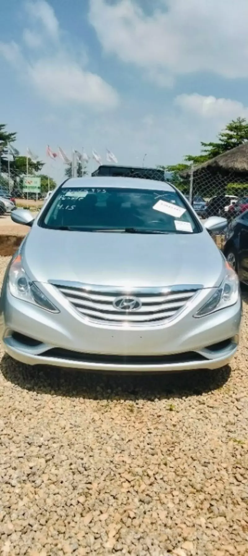 Hyundai Sonata   - 2012