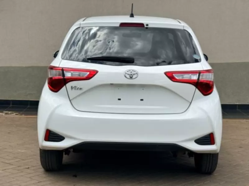 TOYOTA vitz hybrid   - 2019