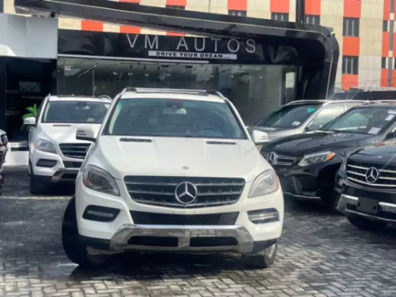 Mercedes-Benz ML 350   - 2012