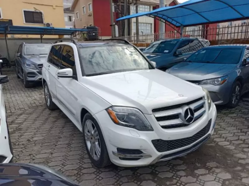 Mercedes-Benz GLK 350   - 2013