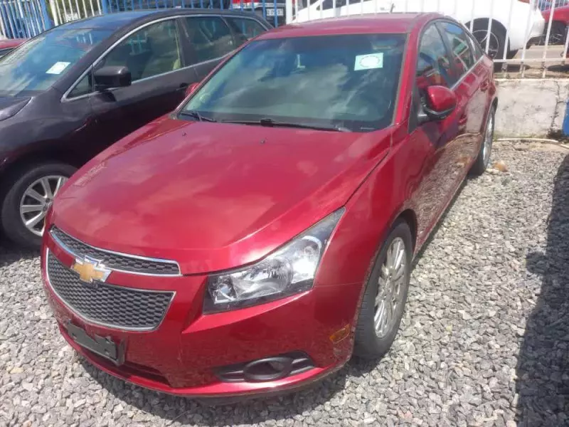 Chevrolet Cruze   - 2013