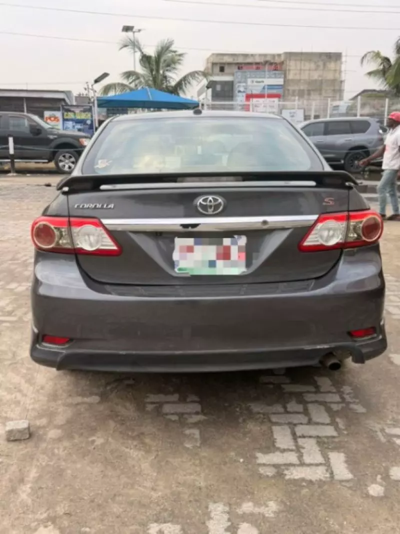 Toyota Corolla Sport   - 2013
