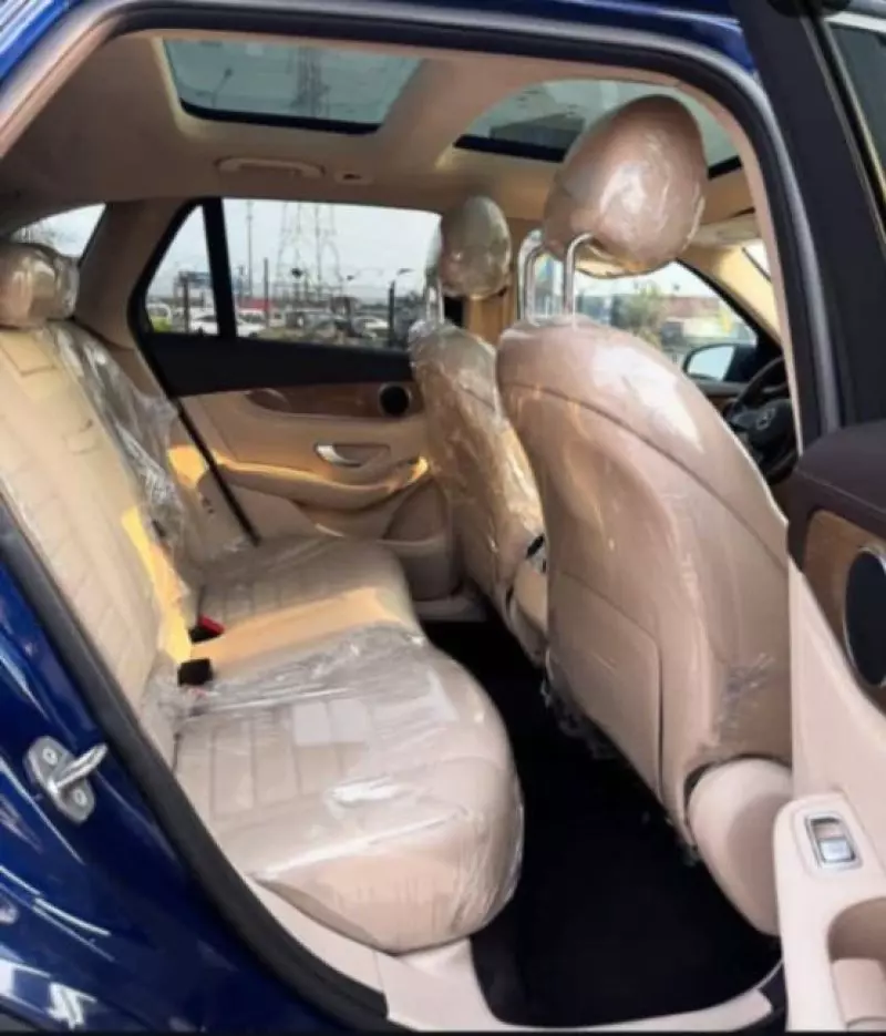Mercedes-Benz GLC 300   - 2018