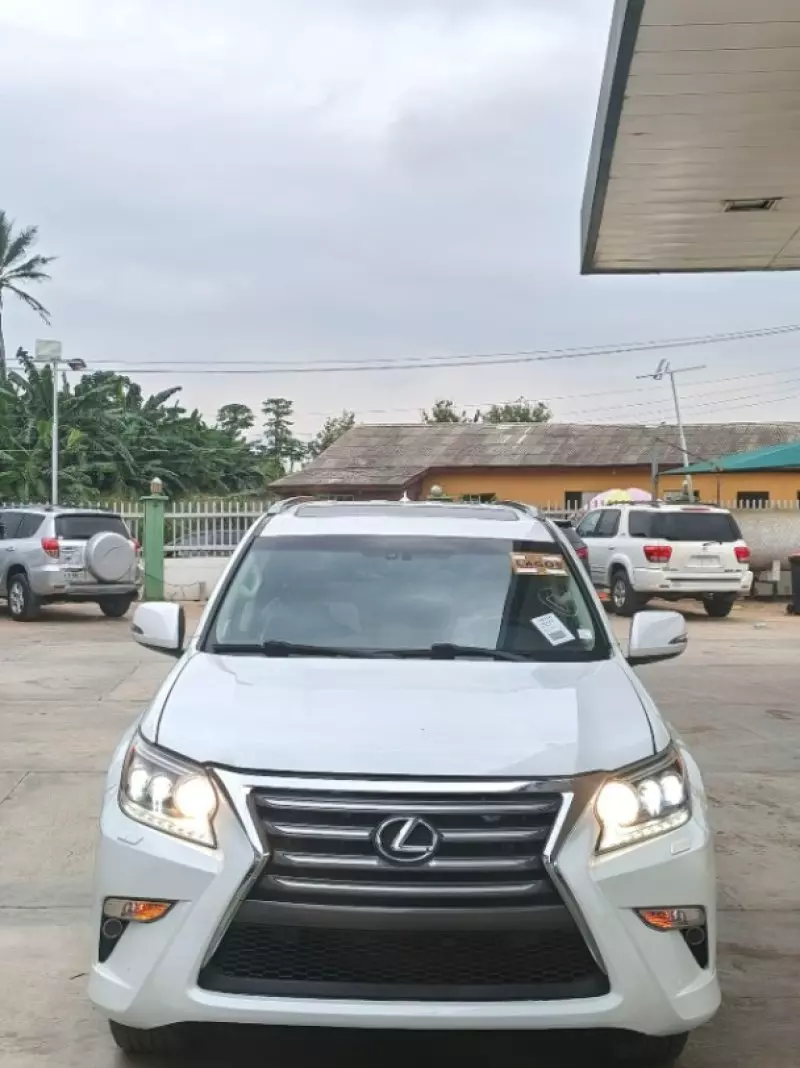 Lexus GX - 2014