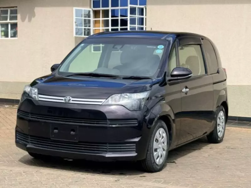 Toyota Spade - 2019