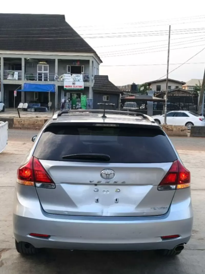 TOYOTA Venza   - 2015