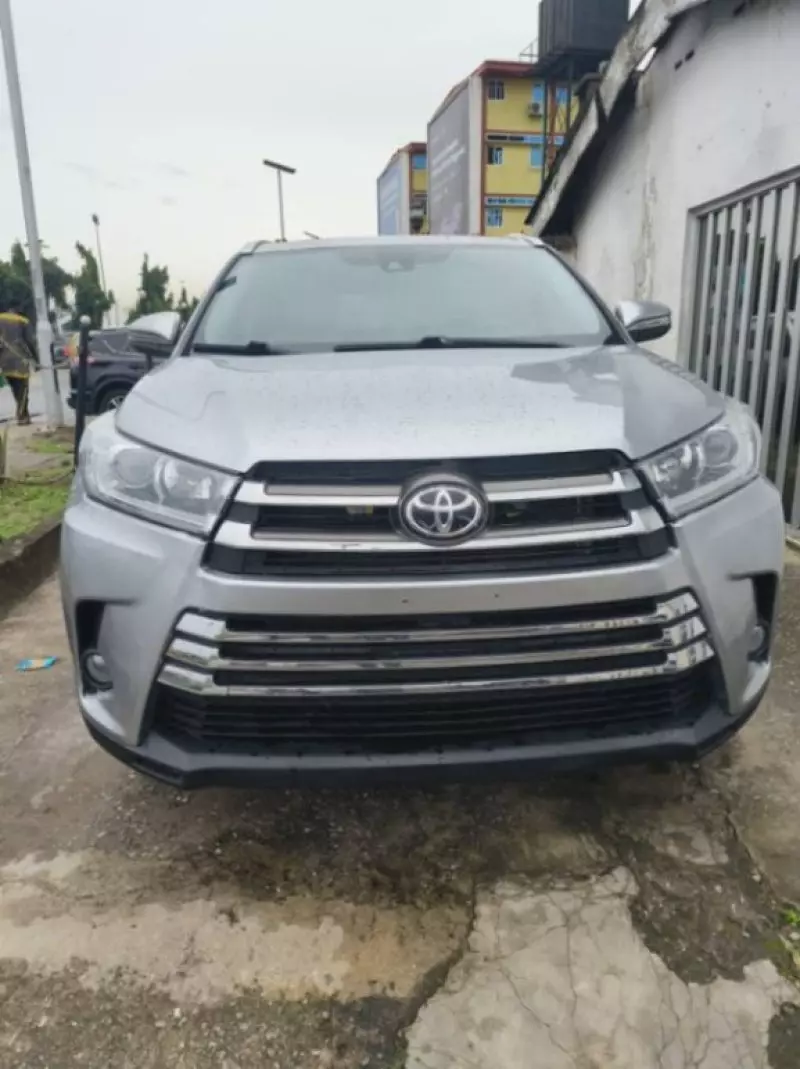 TOYOTA Highlander - 2013