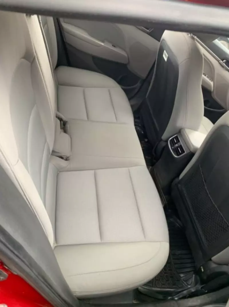 Hyundai ELANTRA 1,6L BVA GLS New   - 2017