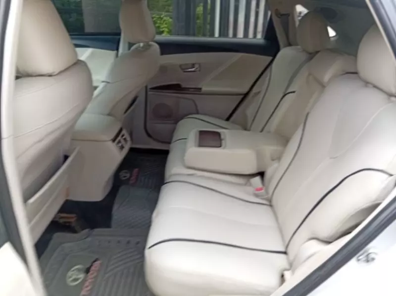 Toyota Venza   - 2011