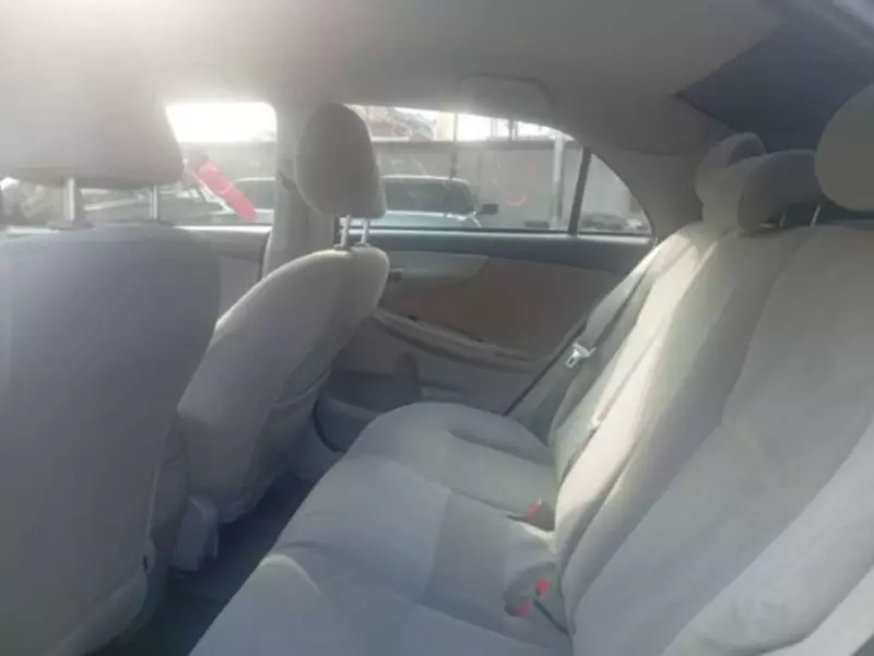 Toyota Corolla   - 2012