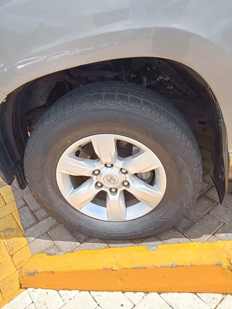 Toyota Landcruiser Prado   - 2017