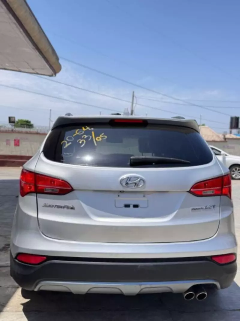 Hyundai Santa Fe - 2014