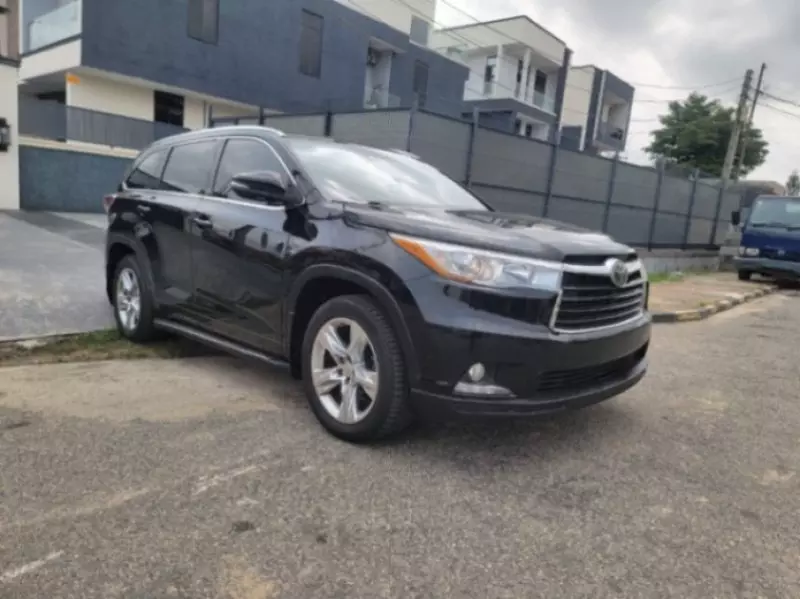 TOYOTA Highlander   - 2014