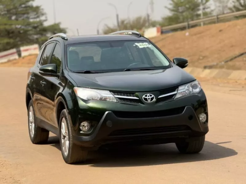 Toyota RAV4   - 2013