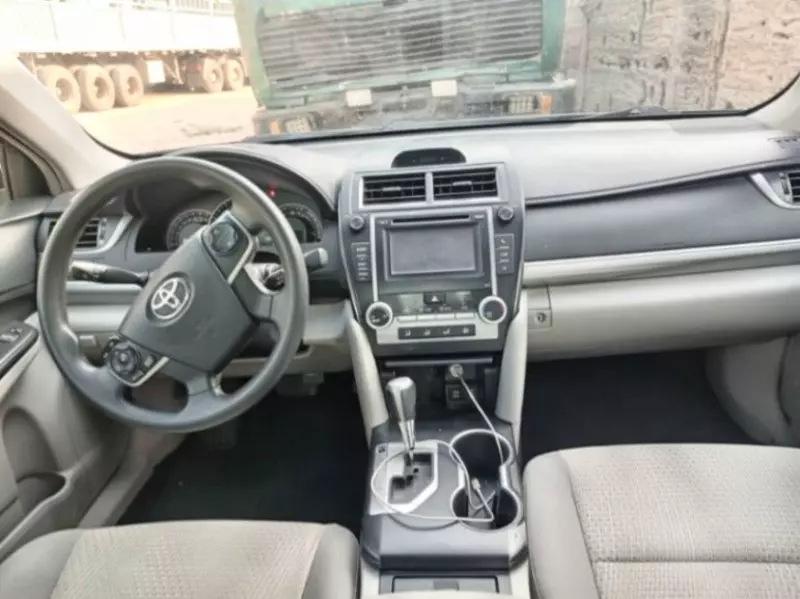 Toyota Camry   - 2013